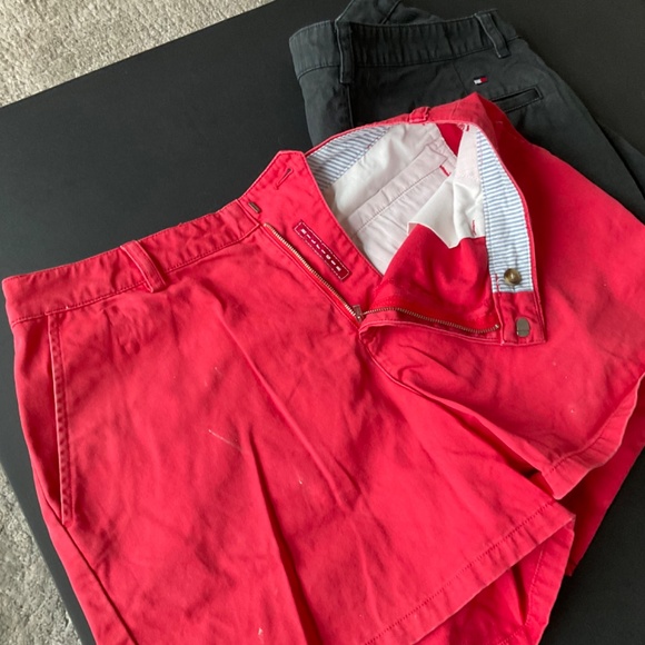 Vintage Hilfiger shorts in size 12 and 14 - Picture 4 of 5